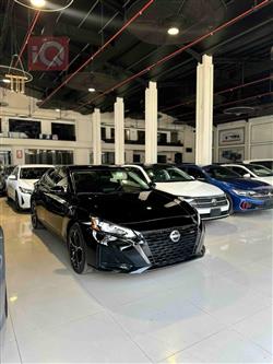 نيسان ألتيما